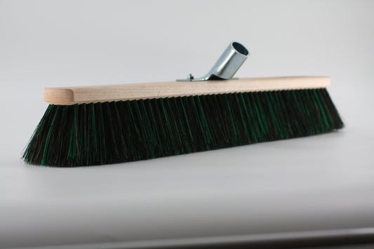 Besenmann Straßen- & Hofbesen Arenga-Elaston – grün/schwarz, 28 mm Stielhalter (ohne Stiel)